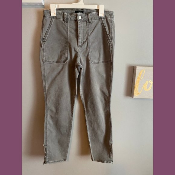 Lucky Brand Denim - Lucky Brand Jeans | Light Gray Skinny Zippered Ankle Jeans w/ Pockets | Size 10